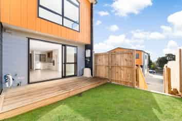 7 Beverly Place, New Lynn