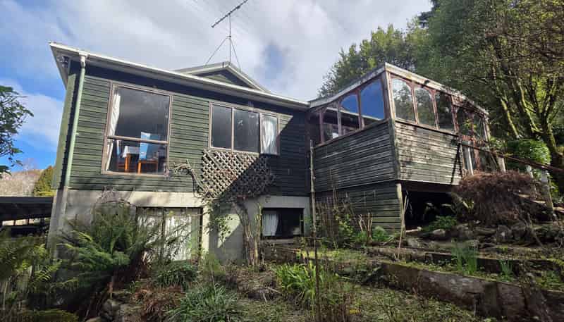 27 Kelvin Road, North East Valley