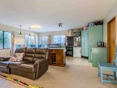 27 Kelvin Road, North East Valley