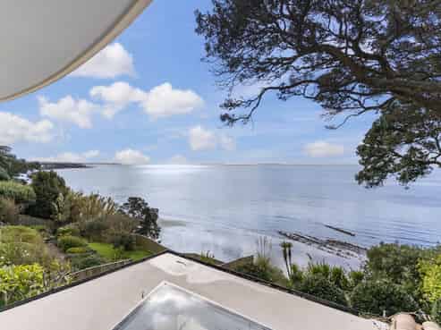 13 Clifton Road, Hauraki