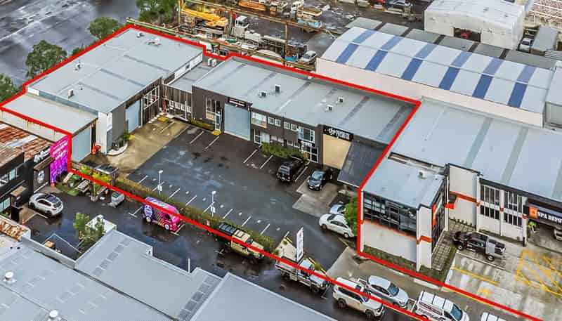 A and B/46 Porana Road, Wairau Valley