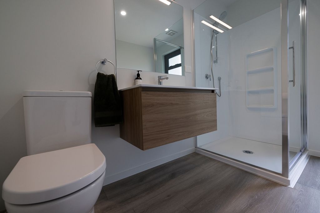 Home and Income in Ravenswood! 100% Fixed price - Widok 5