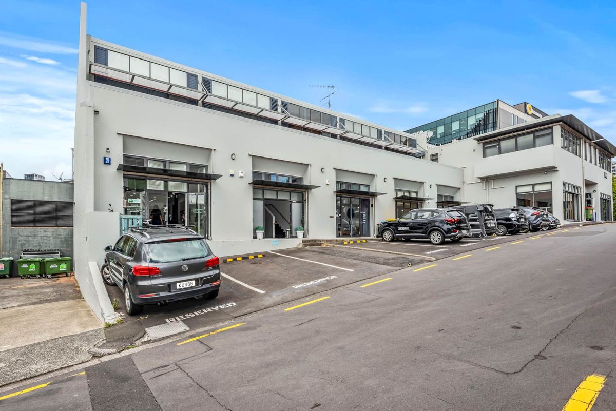 LIVE / WORK FREEMANS BAY OFFICE
