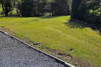 2 Long Road, Waitakere