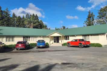 LARGE OFFICE OPPORTUNITY IN WAIPAPA
