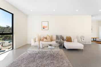36 Awanui Road, Red Beach