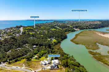36 Awanui Road, Red Beach
