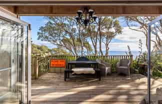 Cabin 47/30 Beach Road, Waiiti