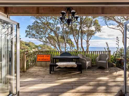 Cabin 47/30 Beach Road, Waiiti