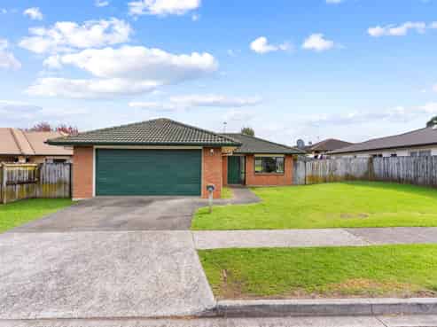 30 Nicholas Gibbons Drive, Clendon Park