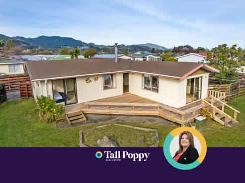 26 Cypress Grove, Paraparaumu