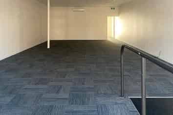 Retail Opportunity in Busy Shopping Hub