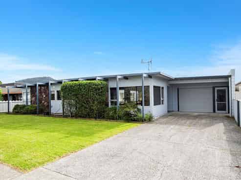 7 Carlton Crescent, Kamo