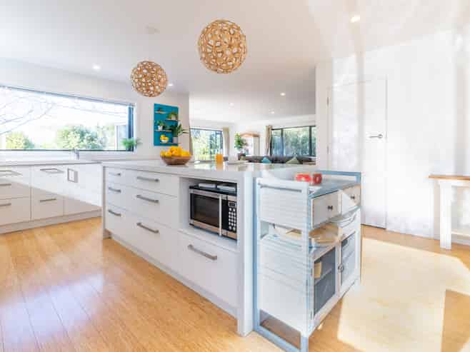 90 Gillies Crescent, Waimarama