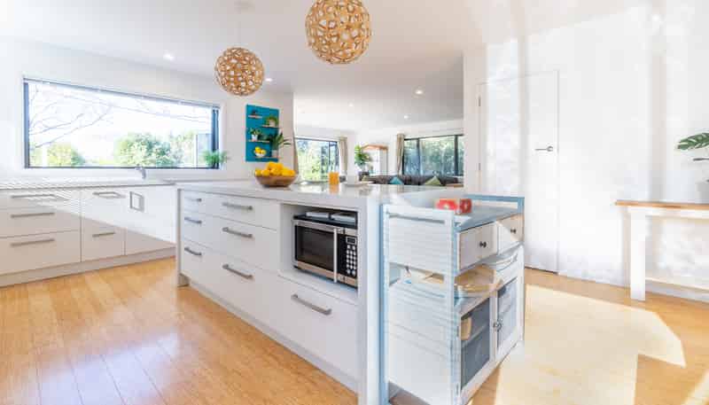 90 Gillies Crescent, Waimarama