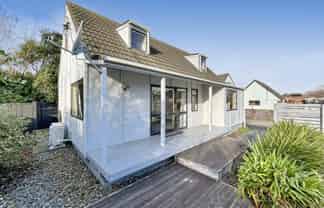 21 Woodfield Avenue, Roslyn