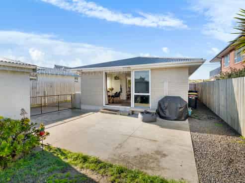 521A Marine Parade, South New Brighton
