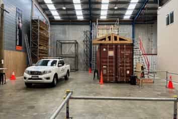 A-grade warehouse/office combo