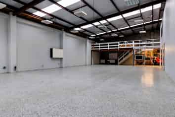 Functional Industrial Unit | 347m2 St Johns