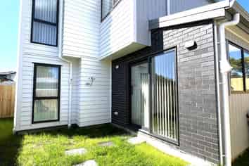 18D Penfold Place, Henderson