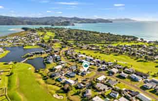 100 The Tee, Matarangi