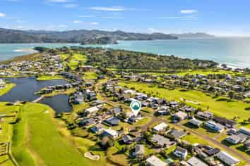 100 The Tee, Matarangi