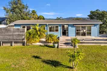 100 The Tee, Matarangi