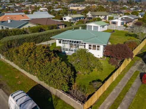 4 Arapiki Road, Stoke