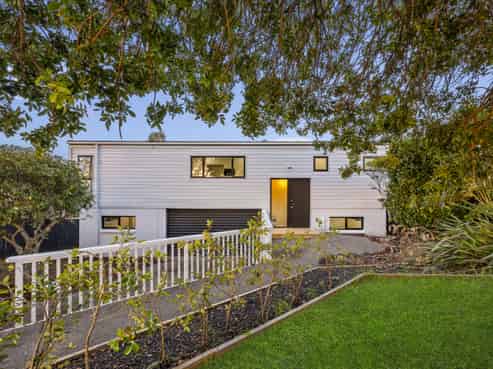 54 Shetland Street, Glen Eden