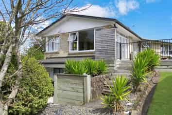  58 Edmund Road, Mangakakahi