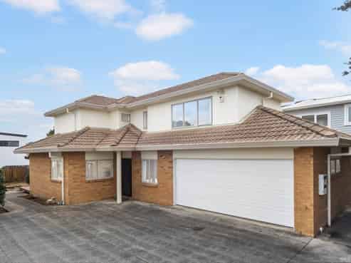 47A Hayr Road, Three Kings