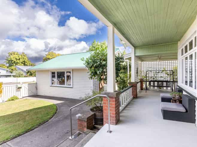 83 Vigor Brown Street, Napier South