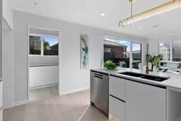 123B Forrest Hill Road, Forrest Hill