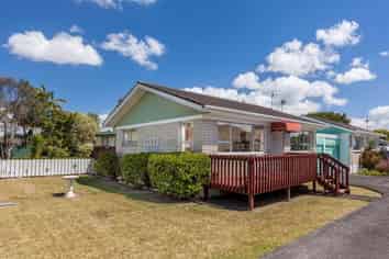 1/15 Cranberry Place, Bucklands Beach