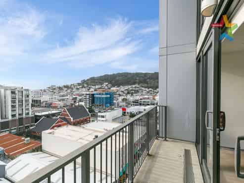 102/13 College Street, Te Aro