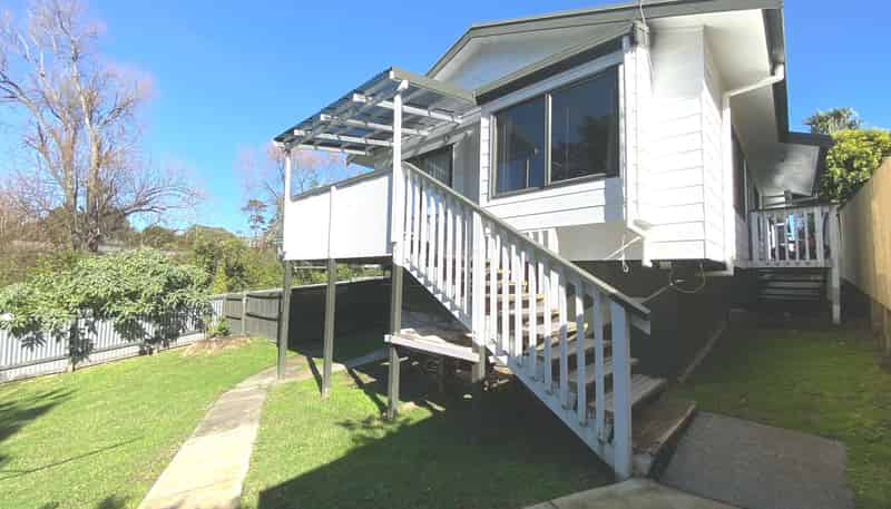 1036A Great North Road, Point Chevalier