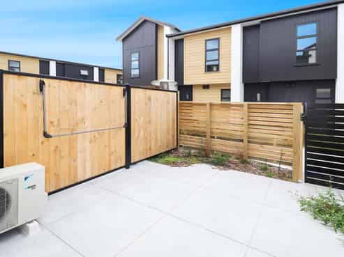 39/14 Te Ara O Papatahi, Wainuiomata