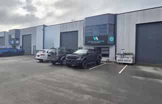 Modern Industrial Unit near Highway