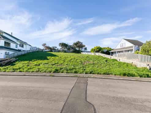 6 Bann Street, Southgate