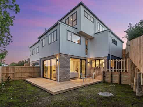 Lots 1-4/13 Kennedy Avenue, Forrest Hill