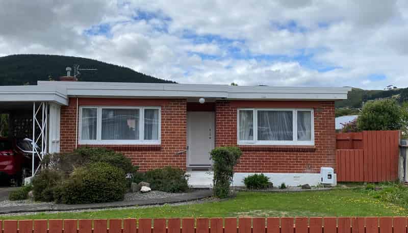 44 Beauchamp Street, Tawa