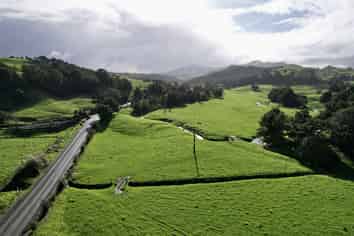  Corner of Paradise Road and State Highway 14, Tangiteroria