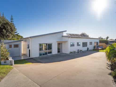 10 Oceanair Drive, Pauanui