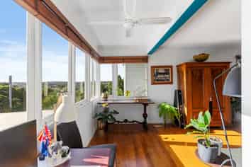 5/2 Cowie Street, Parnell