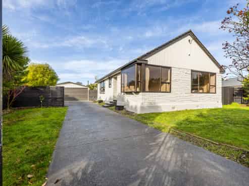10 Pages Road, Linwood