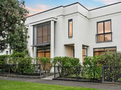 49 Bluegrey Avenue, Stonefields