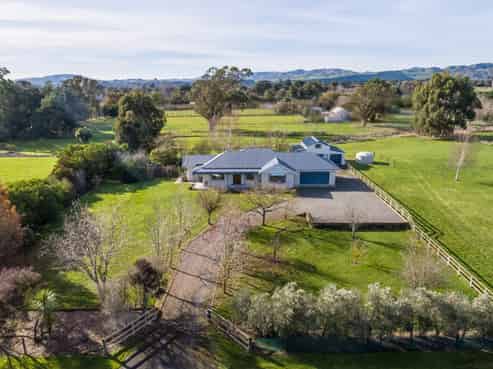 15 Campbell Drive, Martinborough