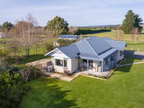 15 Campbell Drive, Martinborough