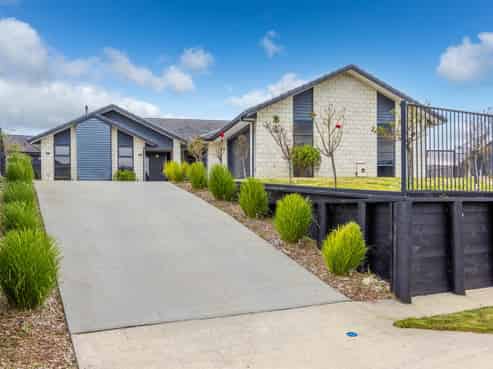 43 Carlingford Rise, Dinsdale