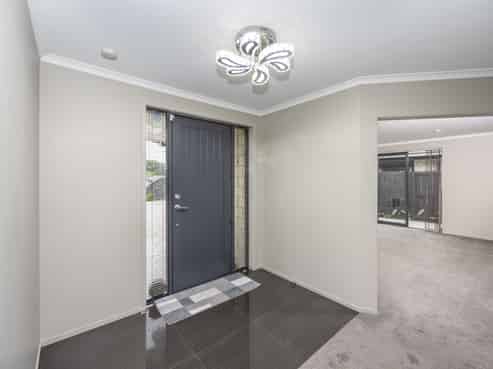43 Carlingford Rise, Dinsdale